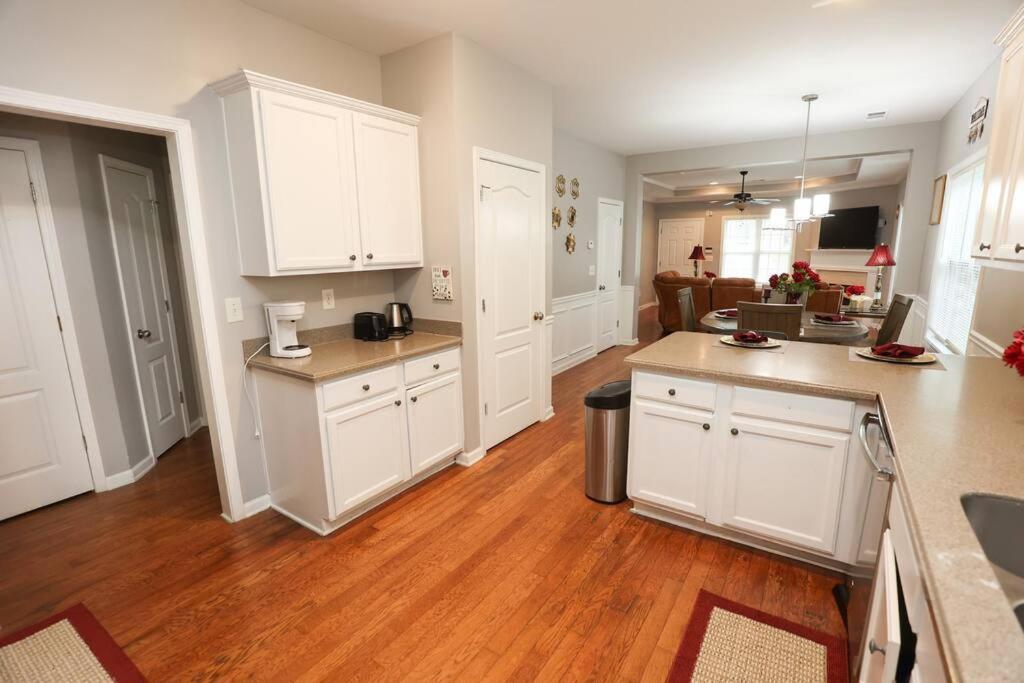 Mbz Stadium*Modern House*King Bed*Wi-Fi*Smart Tv Atlanta Exteriör bild